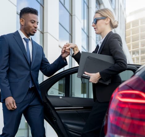 Reliable airport taxi driver in Centennial, CO